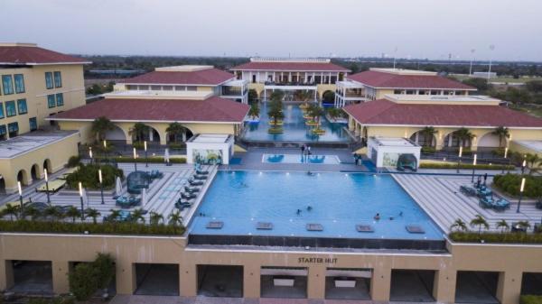 Belvedere Golf & Country Club Adalaj エクステリア 写真
